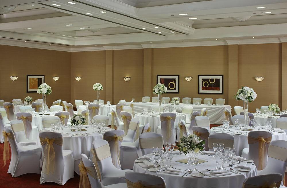 Cardiff Marriott Hotel Exterior photo