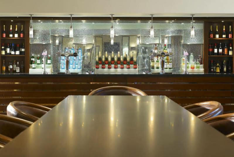 Cardiff Marriott Hotel Exterior photo